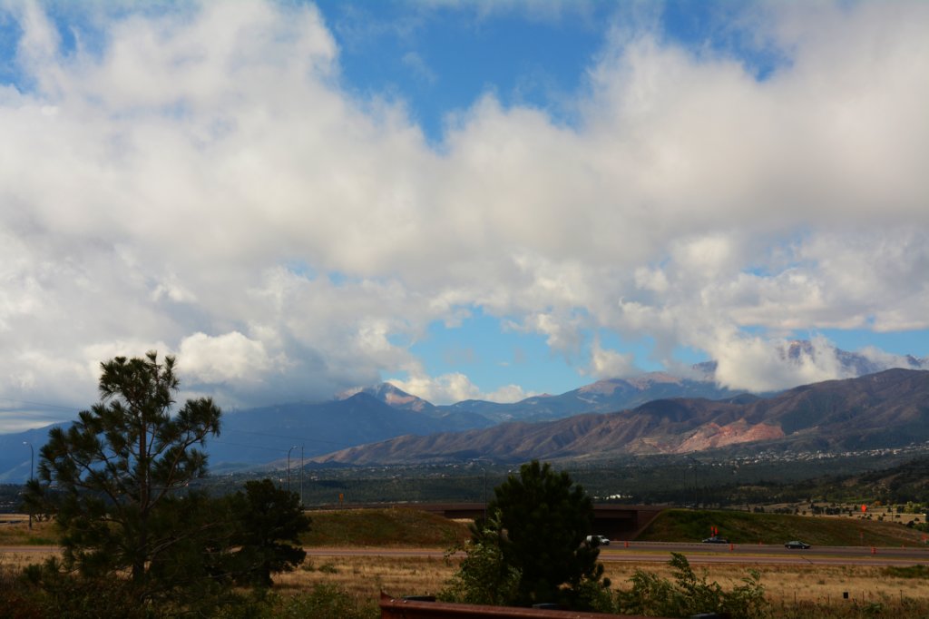 coloradspringsfromtheparkinglotatthecoloradobrewingco.jpg