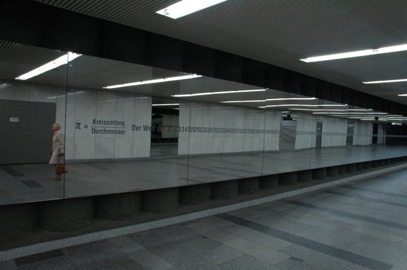 lydiainthemetro.jpg